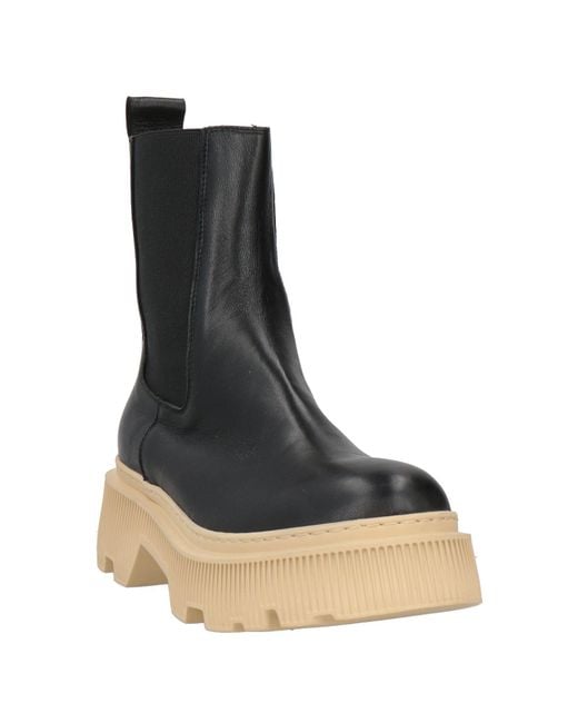 Bruglia Black Ankle Boots Leather