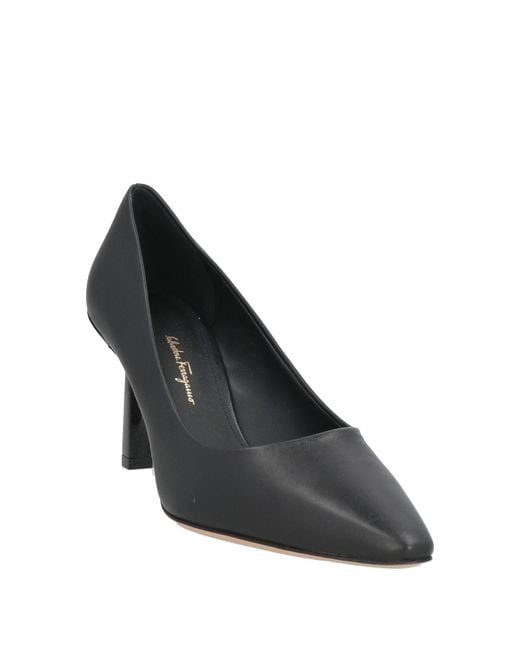 Ferragamo Black Pumps