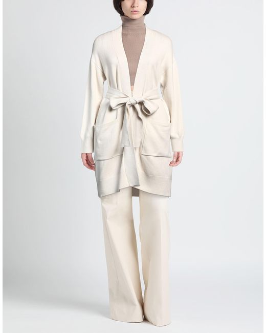 Rebecas Joseph de color White