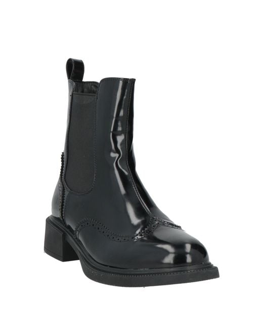 Gai Mattiolo Black Ankle Boots