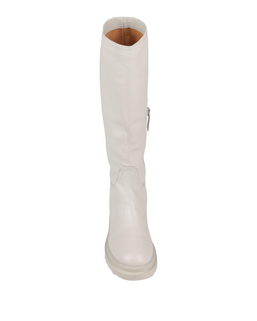 Pomme D'or White Boot