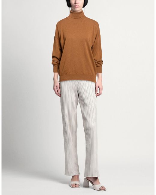 SOLOTRE Brown Turtleneck Wool