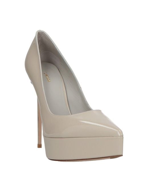 Le Silla Pink Pumps