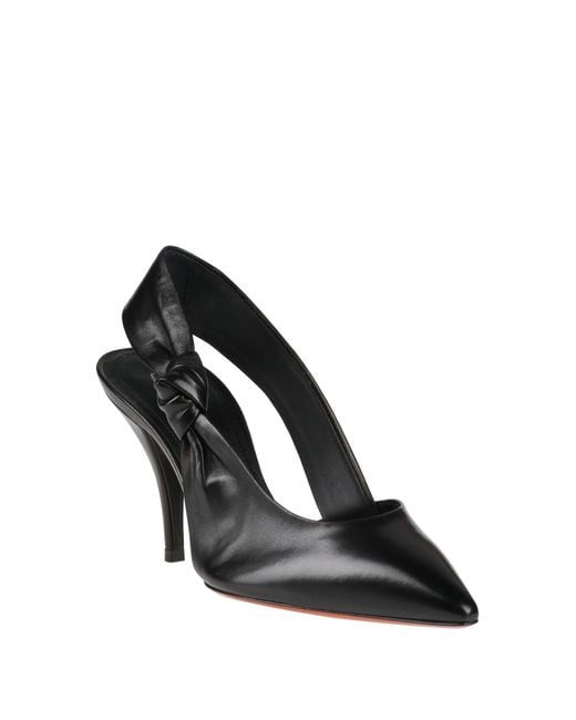 Santoni Black Pumps