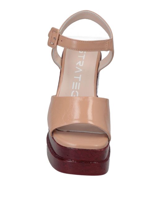 Strategia Red Sandals