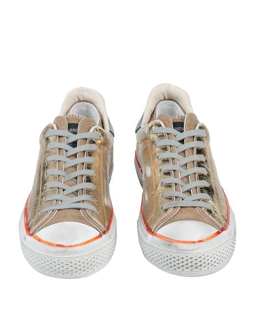 HIDNANDER White Trainers