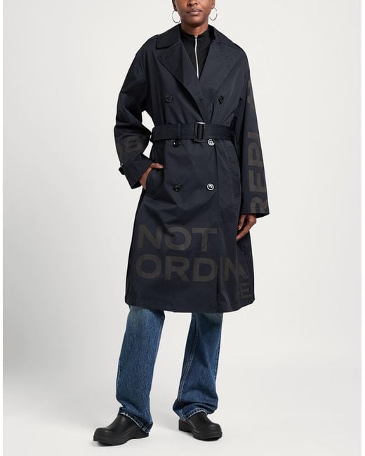 Soprabito & Trench di Replay in Blue