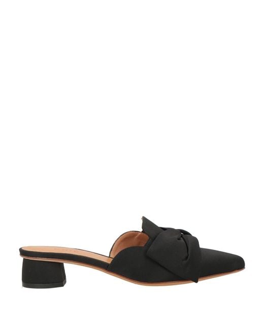 Chie Mihara Black Mules & Clogs