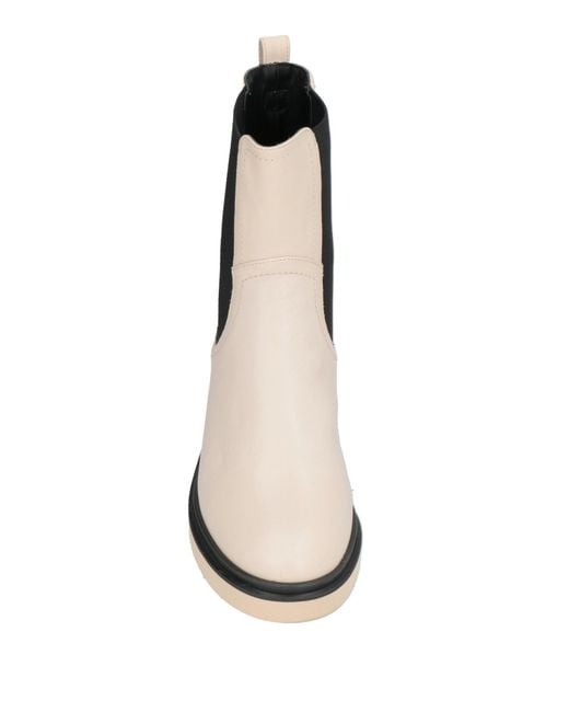 Eqüitare White Ankle Boots Leather