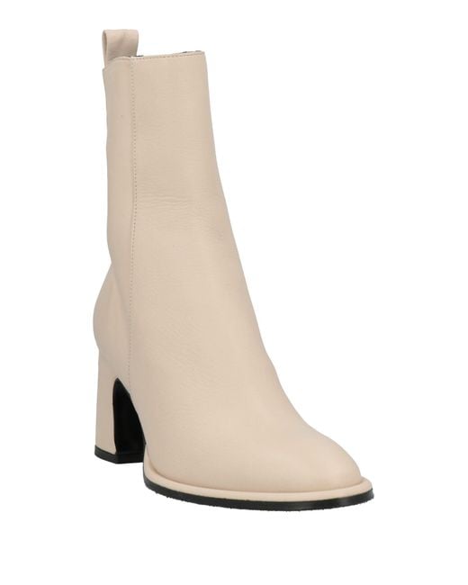 Eqüitare Natural Ankle Boots