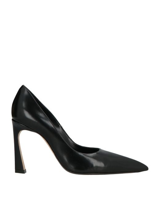Victoria Beckham Black Pumps