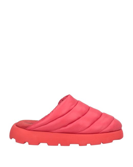 Mules & Zoccoli di PIUMESTUDIO in Pink