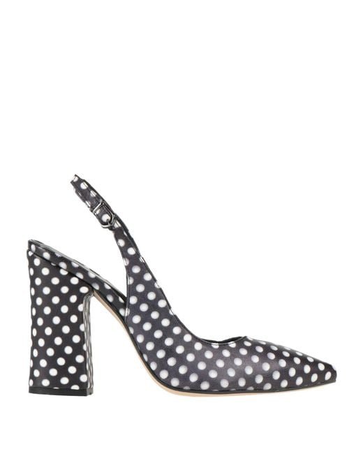 Tosca Blu White Pumps