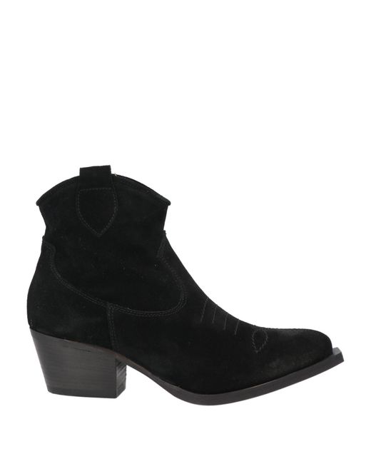 GIO+ Black Ankle Boots