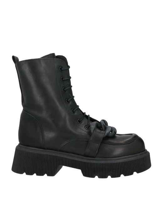 Nila & Nila Black Stiefelette