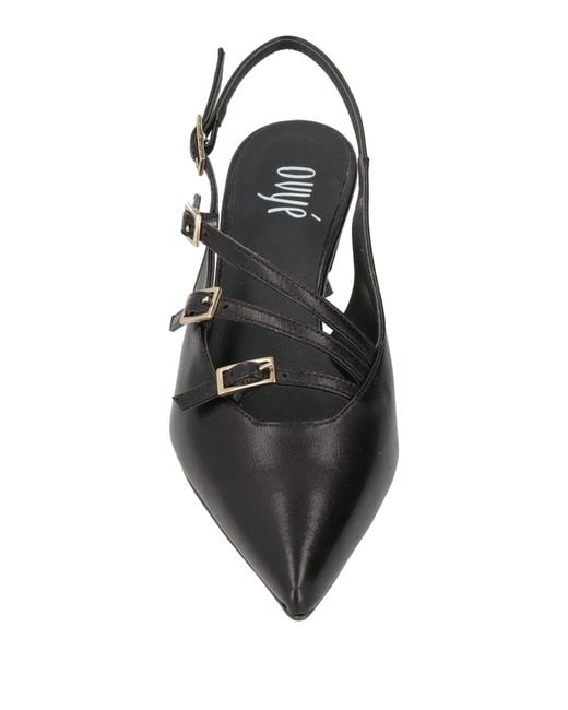 Ovyè Black Pumps