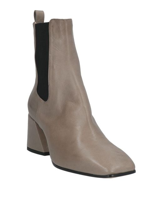 Pomme D'or Brown Ankle Boots