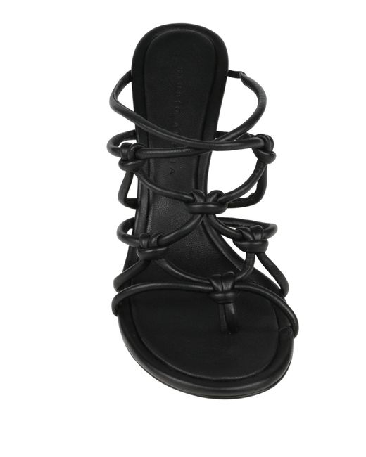STUDIO AMELIA Black Thong Sandal
