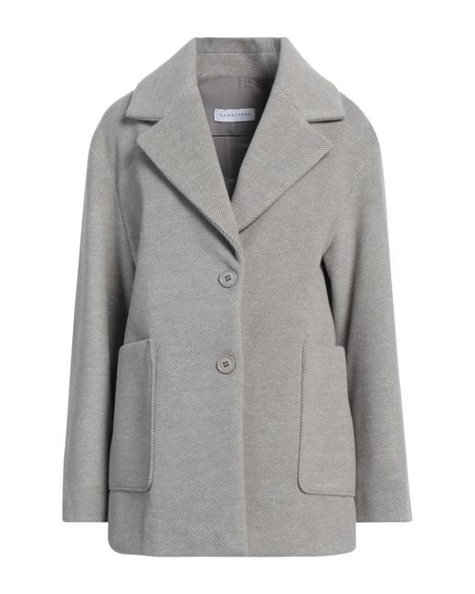 Caractere Gray Coat