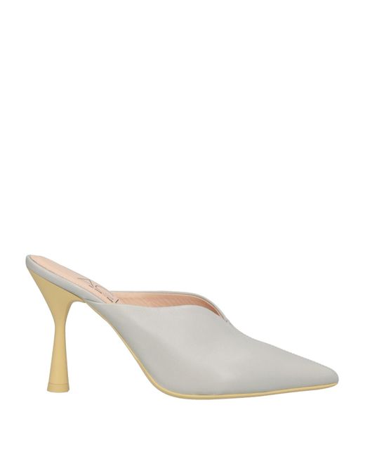 Agl Attilio Giusti Leombruni White Mules & Clogs