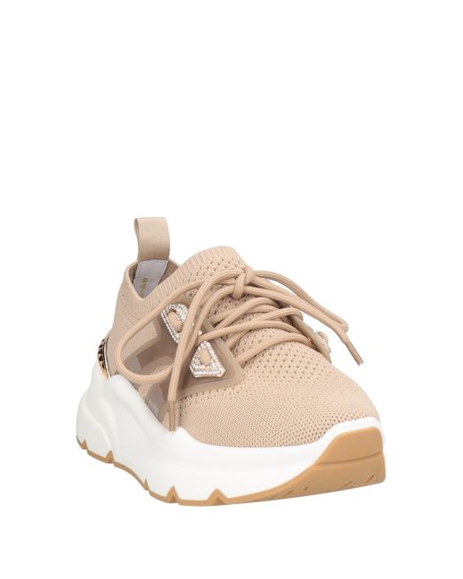 Emanuélle Vee Natural Trainers