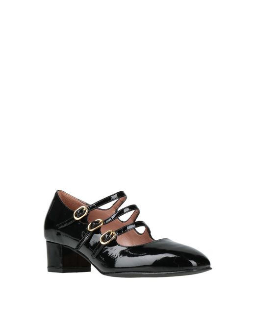 Ovyè Black Pumps