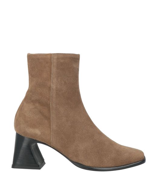 Angel Alarcon Brown Camel Ankle Boots Leather