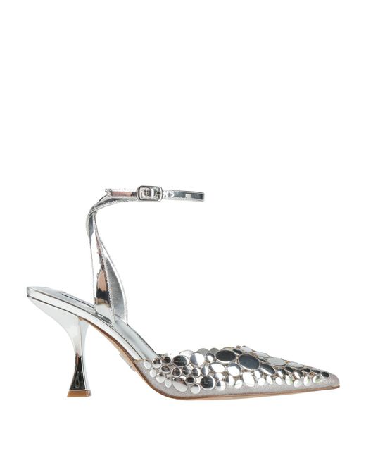Steve Madden White Pumps