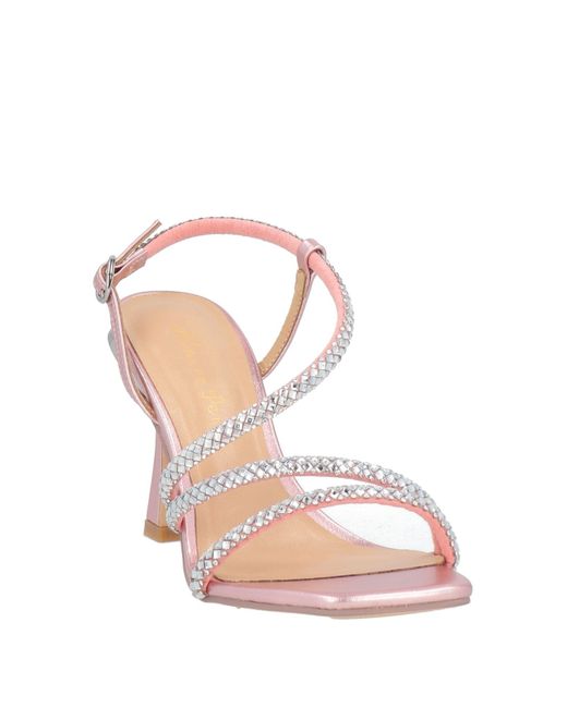 Alma En Pena. Pink Sandals
