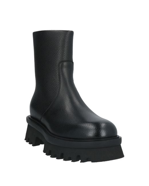 Ferragamo Black Ankle Boots Calfskin