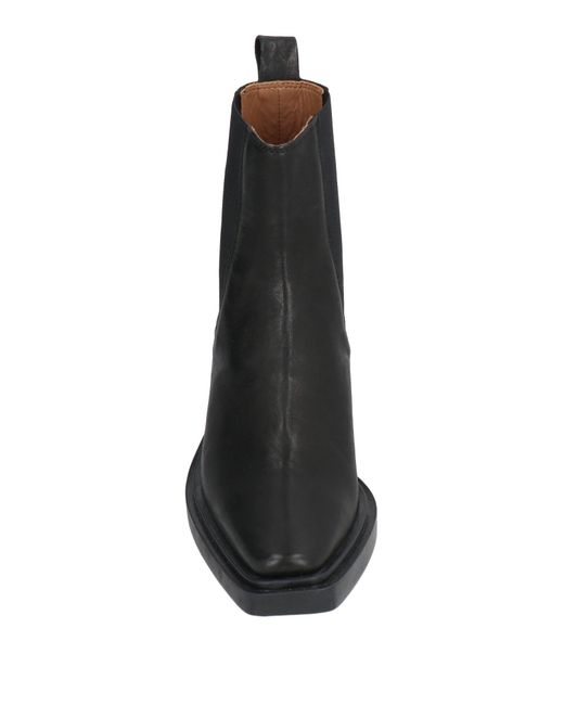 COPENHAGEN Black Stiefelette