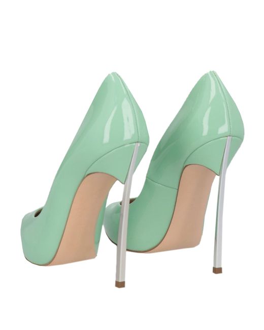 Zapatos de salón Casadei de color Green
