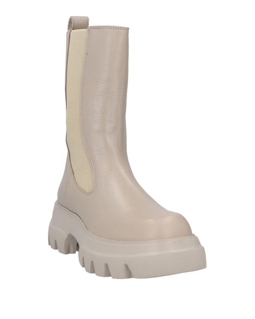 COPENHAGEN White Ankle Boots