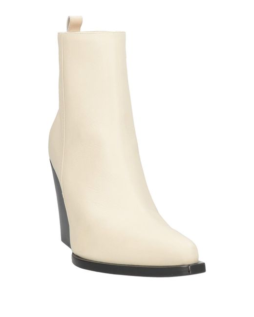 Magda Butrym Natural Stiefelette