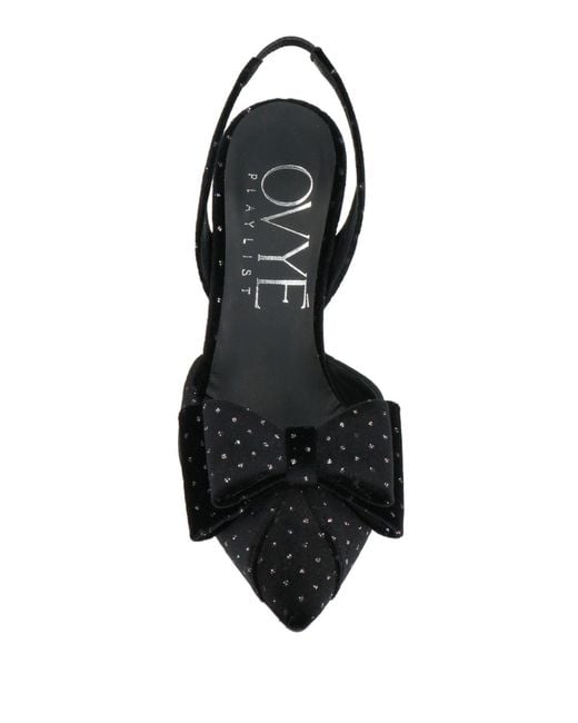 Ovyè Black Pumps