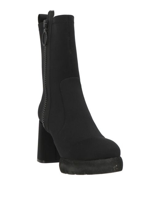 Jeannot Black Ankle Boots Textile Fibers