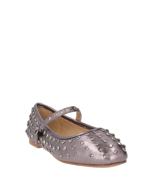 Alma En Pena. Gray Ballet Flats
