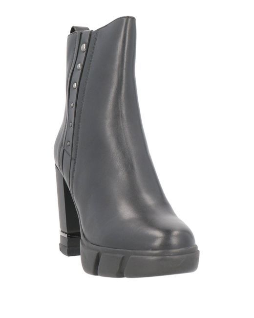 CafeNoir Gray Ankle Boots