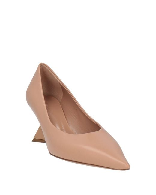 Nensi Dojaka Pink Pumps
