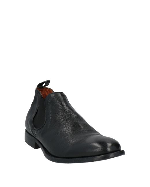 Pawelk's Black Ankle Boots