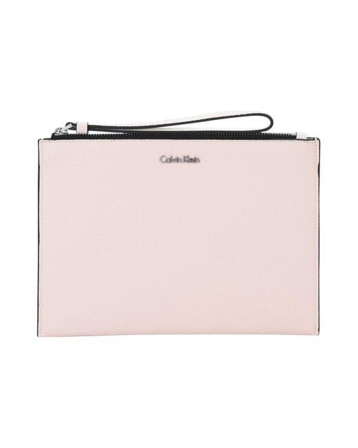 Petite pochette Calvin Klein en coloris Pink