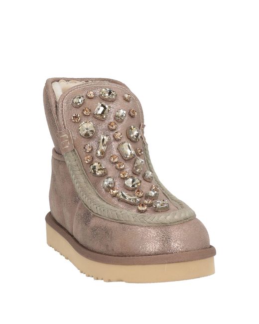 Inuovo Brown Ankle Boots