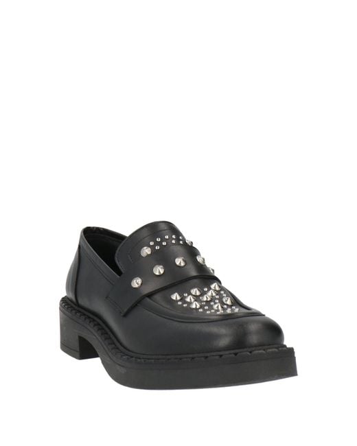 Ovyè Black Loafer