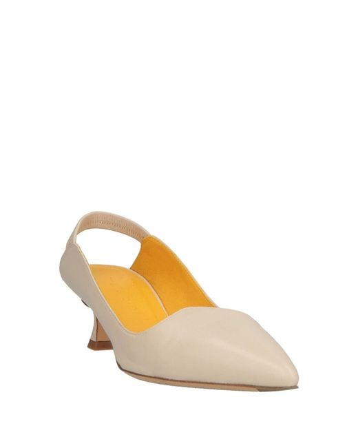Mara Bini Natural Pumps Leather