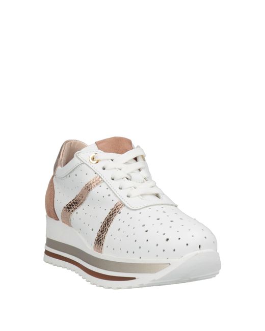 Stele White Trainers