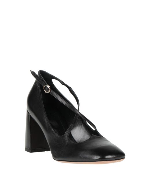 A.Bocca Black Pumps Leather