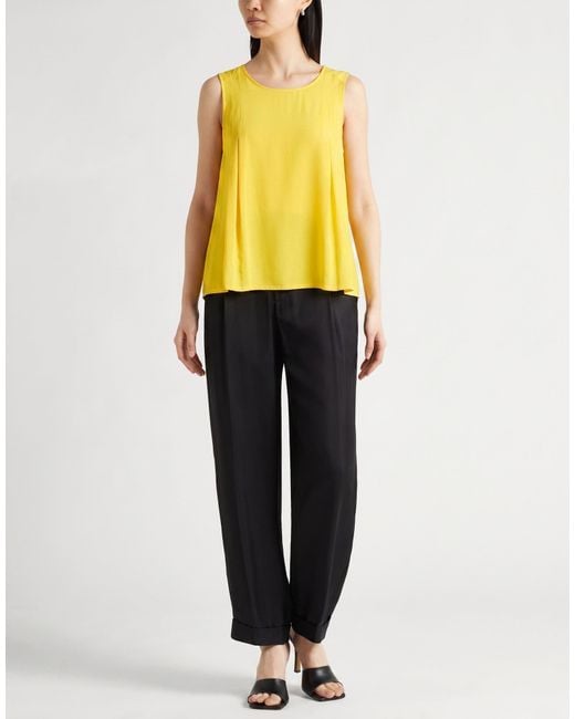 Top Aspesi de color Yellow