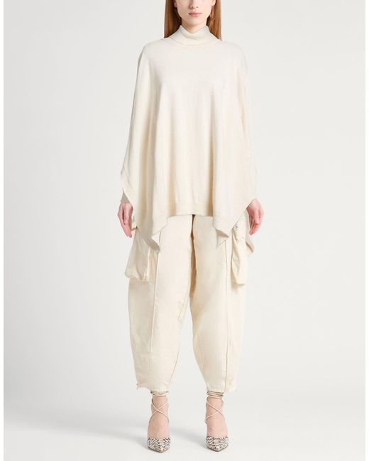 Akep White Turtleneck