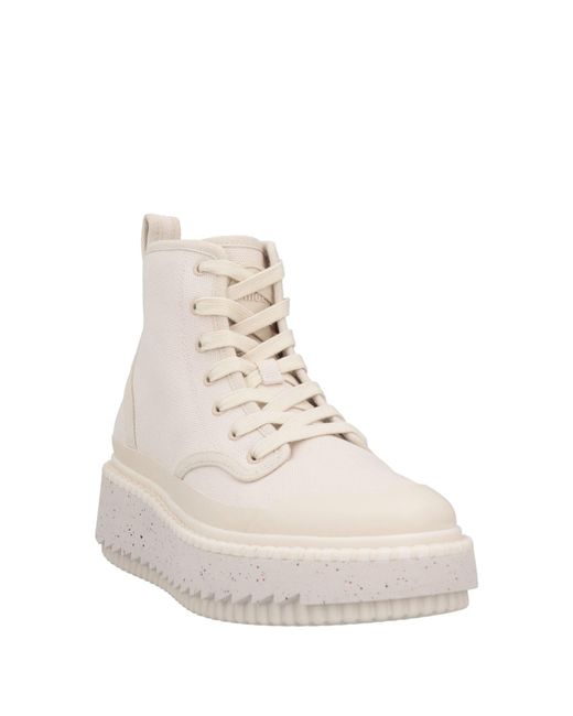 Chloé Natural Sneakers