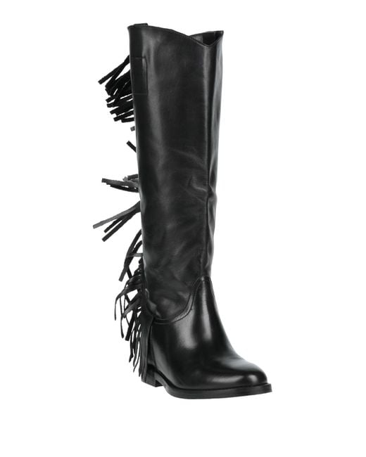 Ovyè Black Boot Calfskin